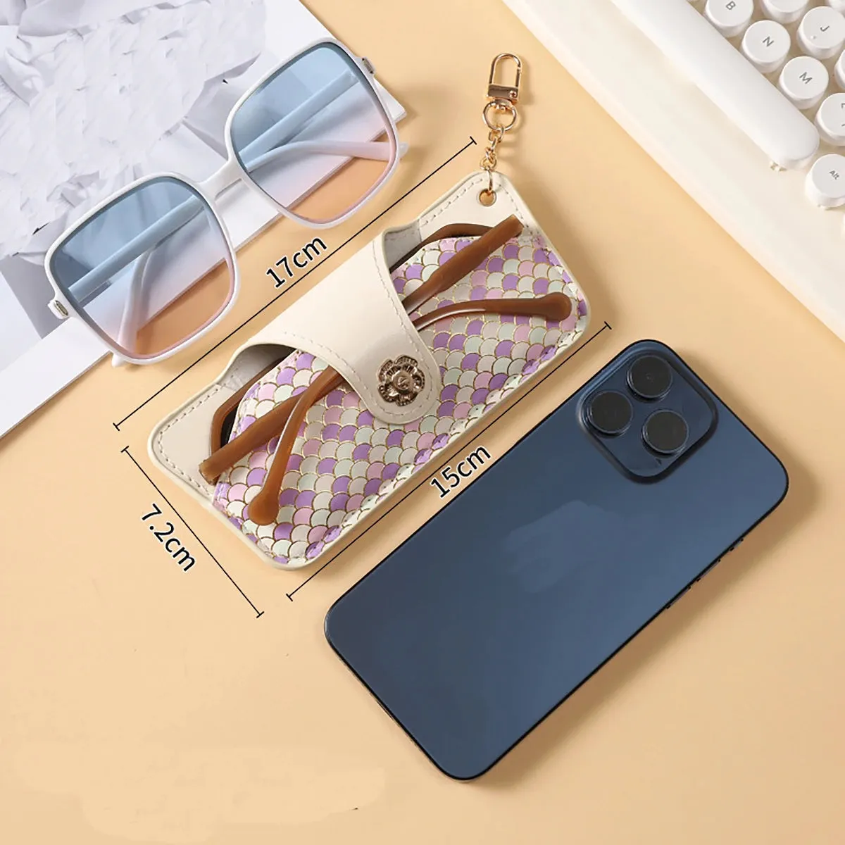 1pc Eyeglasses Storage Bag With Keychain Sun Glasses Holder Fashion PU Leather Buckle Soft Lining Protective Cover for Women