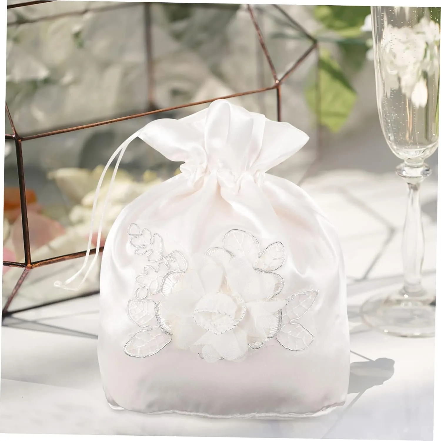 COHEALI 3pcs Bridal Lace Wedding Bags - Baby Shower Favor & Bridesmaid Handbag - Satin Money Bag for Bridal Showers - Western Style Dinner Party - White Fabric
