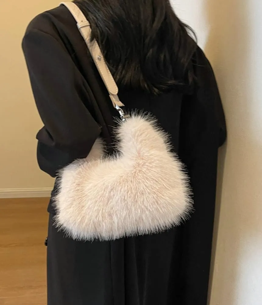 Faux Fur Crossbody Bags for Women Fluffy Shoulder Bag Fuzzy Purses Small Totes Handbag Cute Winter Satchel