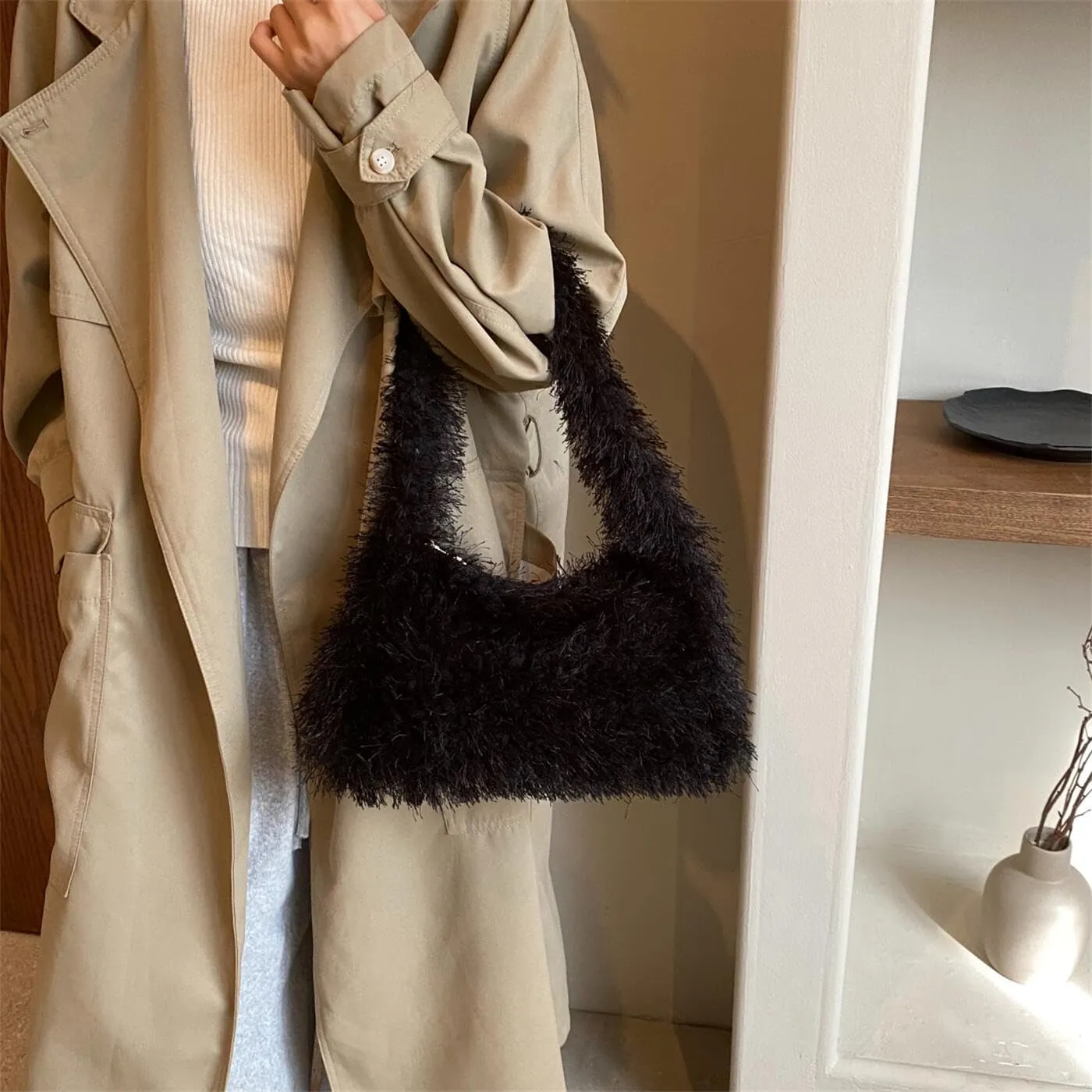 Fluffy Shoulder Hobo Bag Handbag and Purse Women Y2K Fuzzy Soft Plush Underarm Tote Bag