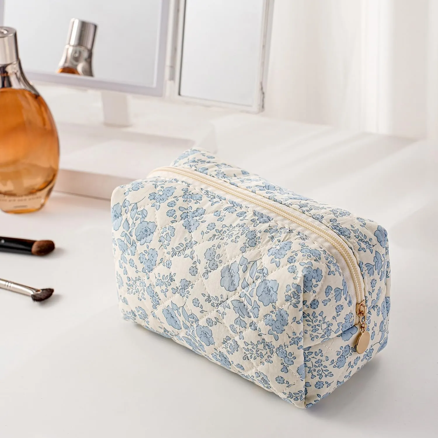 Gleyemor 2 Pieces Quilted Makeup Bag, Cute Floral Cosmetic Bag for Women, Cotton Make Up Bag Set, Flower Travel Toiletry Bag Tote Bag Organizer (Pink Floral  Blue Floral)