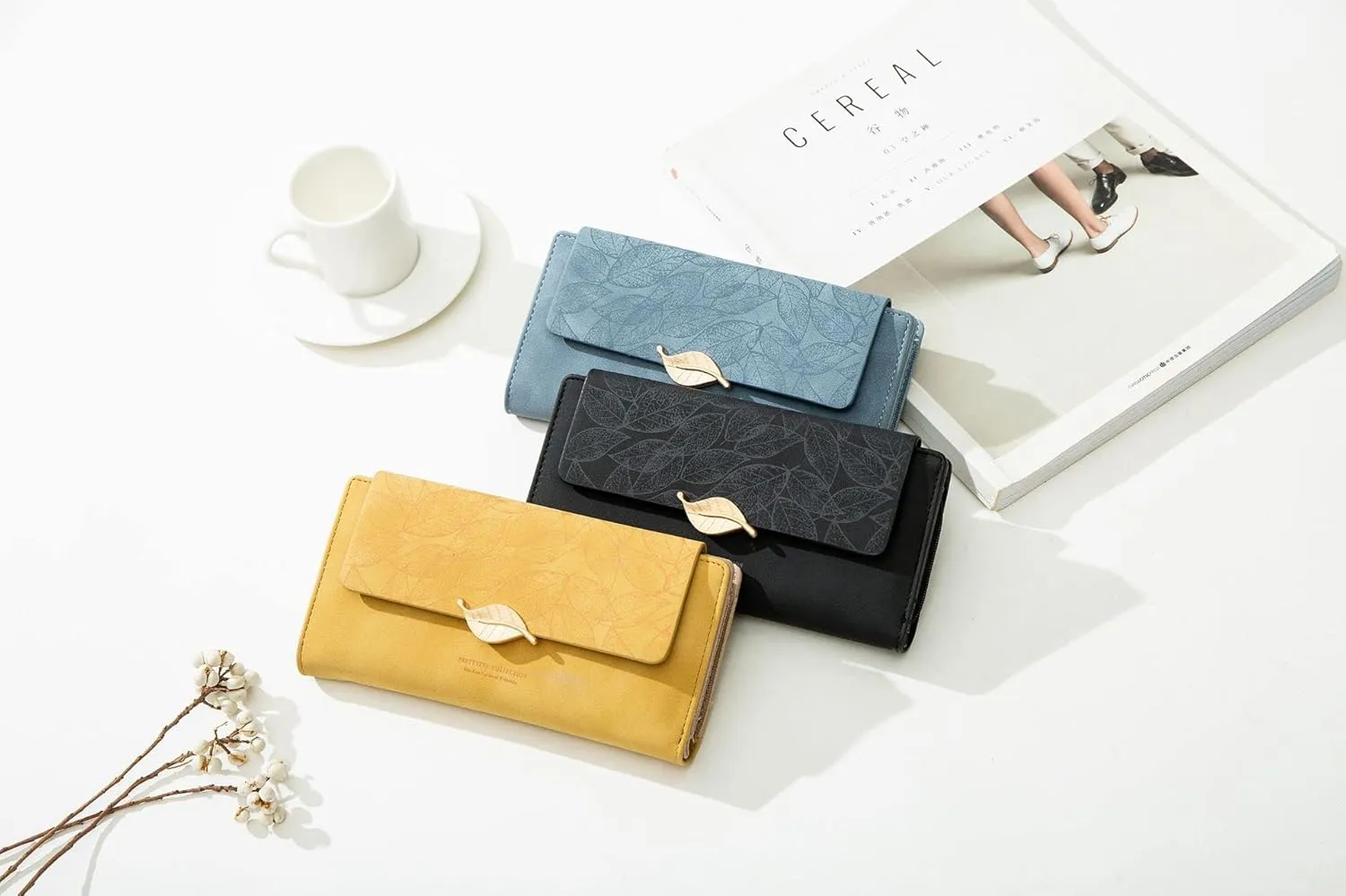Wallets For Women Large Clutch Wristlet Phone Ladies Girls Cute Long Bifold Purse Unique Original Gift (Black)